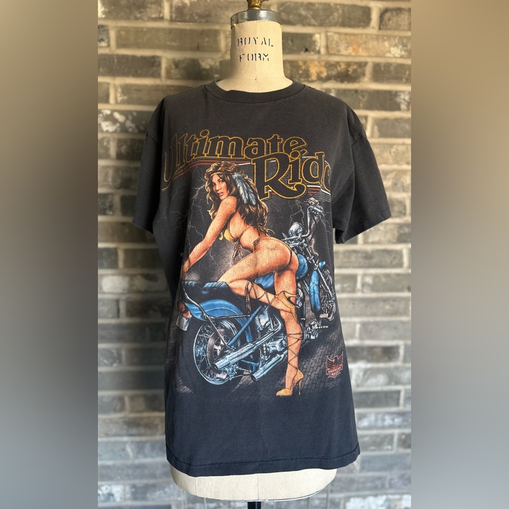 Vintage 3D Emblem Ultimate Ride T Shirt Single Stitch USA Pinup Biker Large